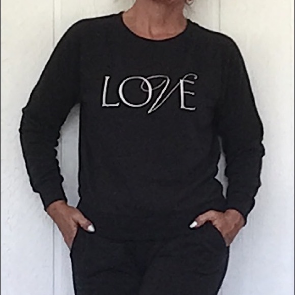 VICTORIAS SECRET BLACK FLEECE CREWNECK SWEATSHIRT - Picture 7 of 15